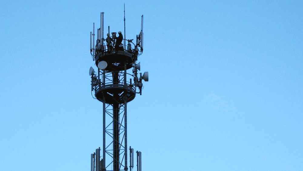 antenne-transmission-pollution-électromagnétique