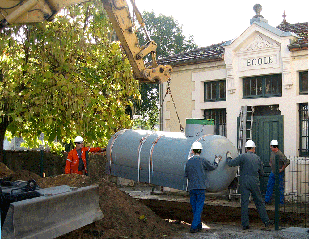 Mise-en-place-citerne-de-gaz-propane-enterrée-école-communale.png