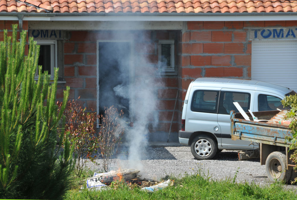 pollution-feu-de-chantier-maison-neuve