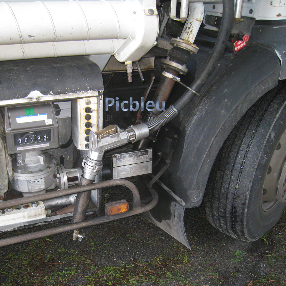 Livraison-de-fioul-domestique-par-camion-citerne